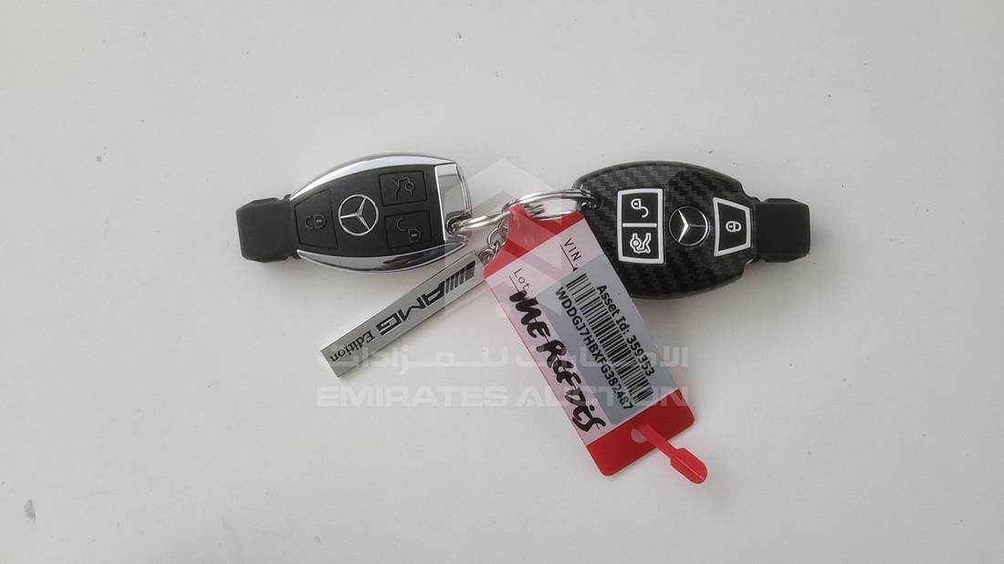 Photo 4 VIN: WDDGJ7HBXFG382487 - MERCEDES C 