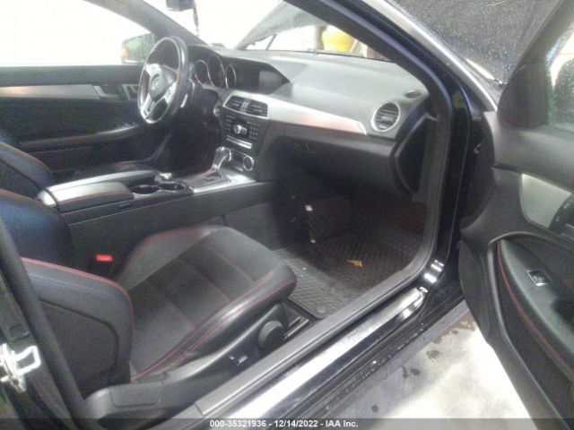 Photo 4 VIN: WDDGJ8JB4DG056732 - MERCEDES-BENZ C 350 