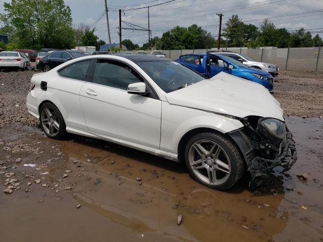 Photo 3 VIN: WDDGJ8JB4FG372778 - MERCEDES-BENZ C-CLASS 