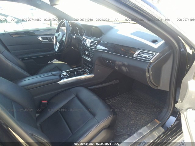 Photo 4 VIN: WDDHF0EB2FB148102 - MERCEDES-BENZ E-CLASS 