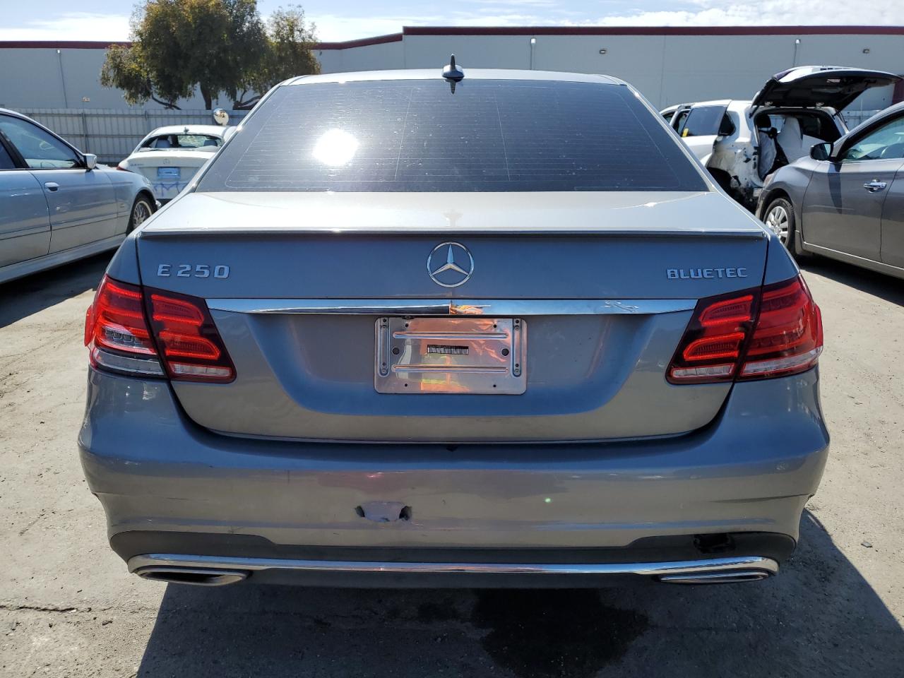 Photo 5 VIN: WDDHF0EB5EA938255 - MERCEDES-BENZ E-KLASSE 