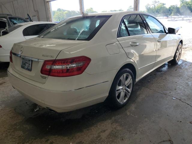 Photo 2 VIN: WDDHF2EB2BA450548 - MERCEDES-BENZ E-CLASS 