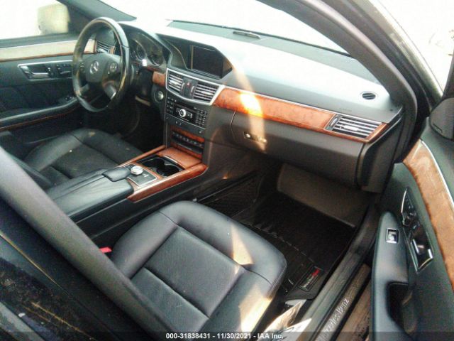 Photo 4 VIN: WDDHF2EB6BA460998 - MERCEDES-BENZ E-CLASS 