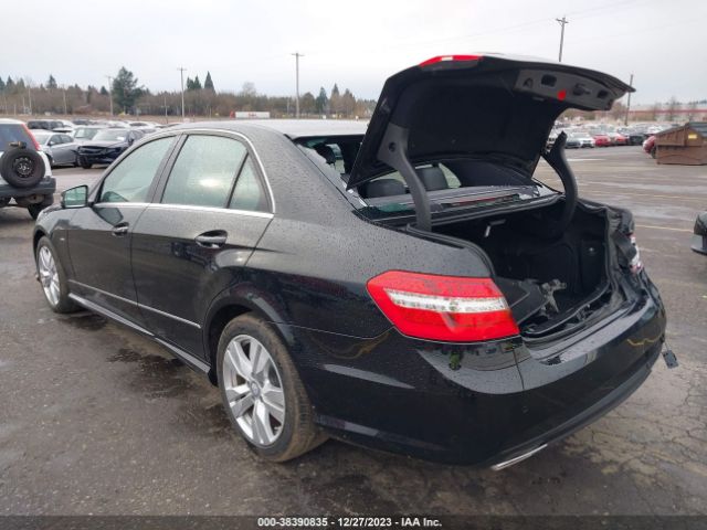 Photo 2 VIN: WDDHF2EB7CA632957 - MERCEDES-BENZ E 350 BLUETEC 