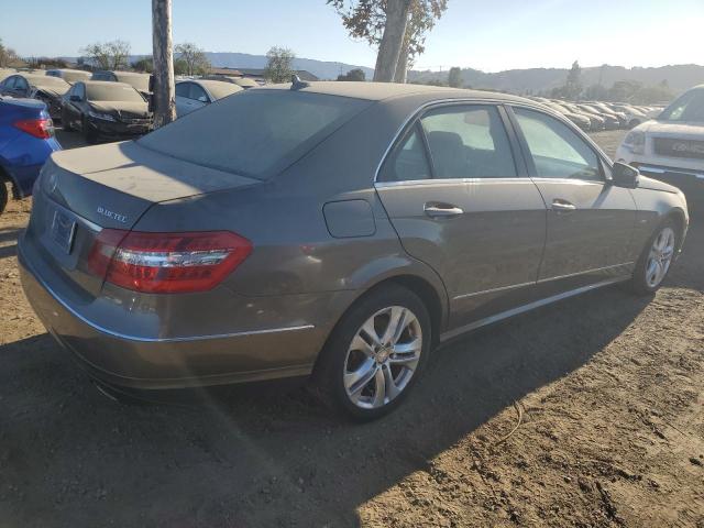 Photo 2 VIN: WDDHF2EBXBA443122 - MERCEDES-BENZ E 350 BLUE 