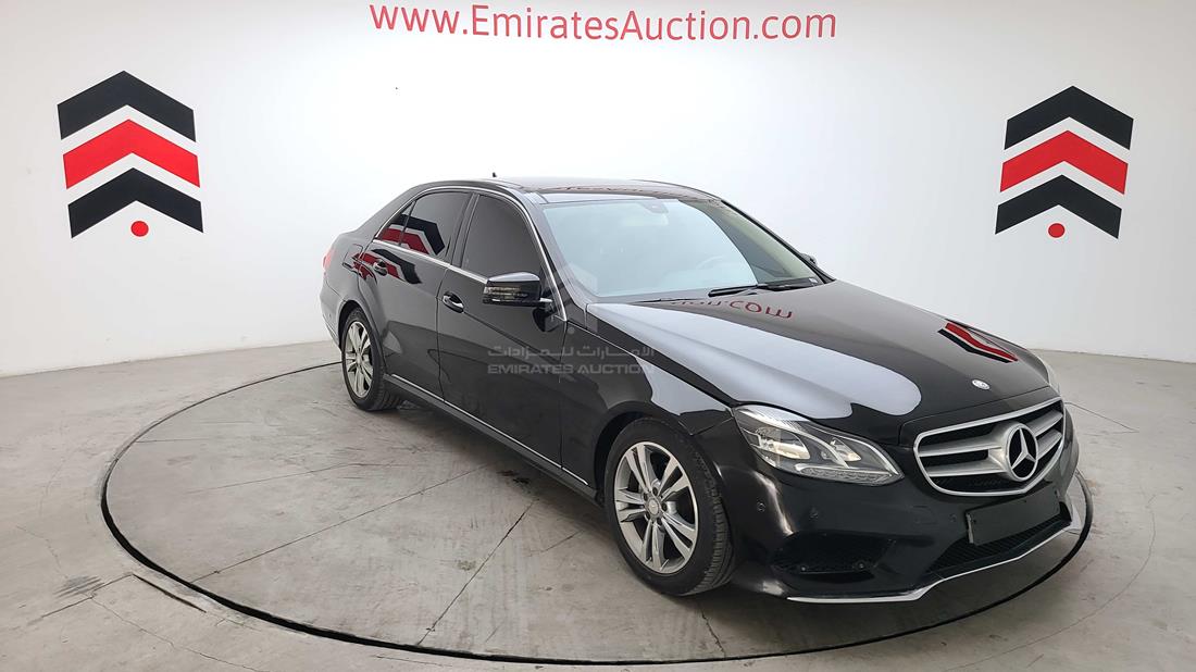 Photo 13 VIN: WDDHF3EB9FB088255 - MERCEDES E 