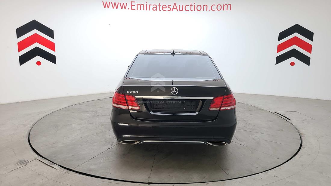 Photo 9 VIN: WDDHF3EB9FB088255 - MERCEDES E 