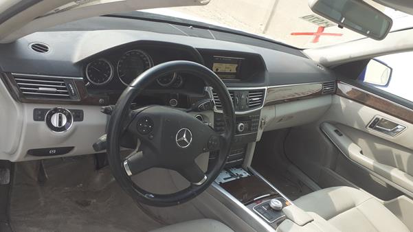 Photo 11 VIN: WDDHF5EB0AA228381 - MERCEDES-BENZ E 300 