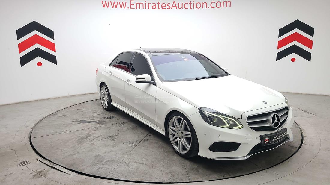 Photo 9 VIN: WDDHF5FB8EA912955 - MERCEDES E 300 