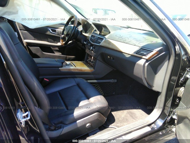 Photo 4 VIN: WDDHF5GB0BA263307 - MERCEDES-BENZ E-CLASS 