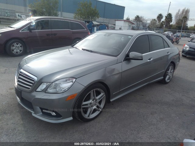 Photo 1 VIN: WDDHF5GB0BA412914 - MERCEDES-BENZ E-CLASS 