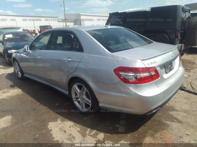 Photo 2 VIN: WDDHF5GB0BA455925 - MERCEDES-BENZ E-CLASS 