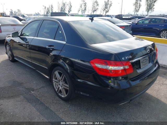 Photo 2 VIN: WDDHF5GB1AA060344 - MERCEDES-BENZ E 350 