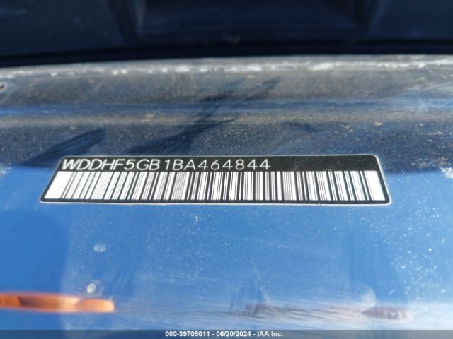 Photo 8 VIN: WDDHF5GB1BA464844 - MERCEDES-BENZ E-CLASS 