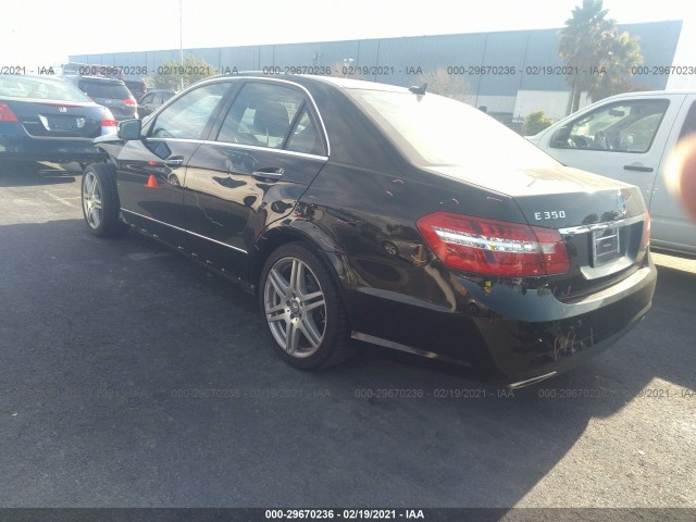 Photo 2 VIN: WDDHF5GB2AA137450 - MERCEDES-BENZ E-CLASS 