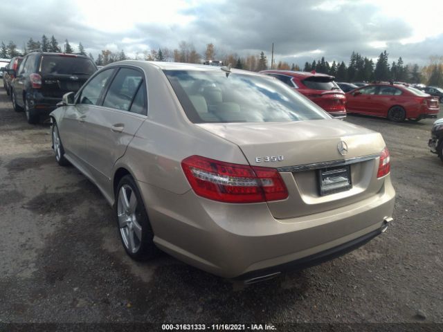 Photo 2 VIN: WDDHF5GB2AA221106 - MERCEDES-BENZ E-CLASS 