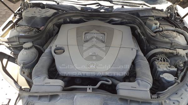 Photo 25 VIN: WDDHF5GB3AA227061 - MERCEDES-BENZ E 350 