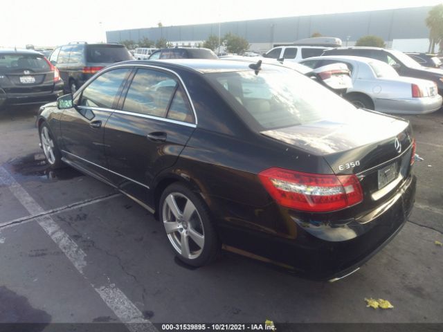 Photo 2 VIN: WDDHF5GB5BA345422 - MERCEDES-BENZ E-CLASS 