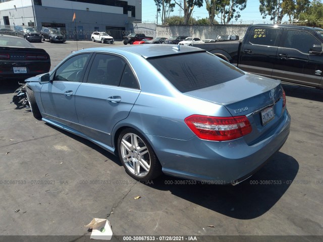 Photo 2 VIN: WDDHF5GB6AA073865 - MERCEDES-BENZ E-CLASS 