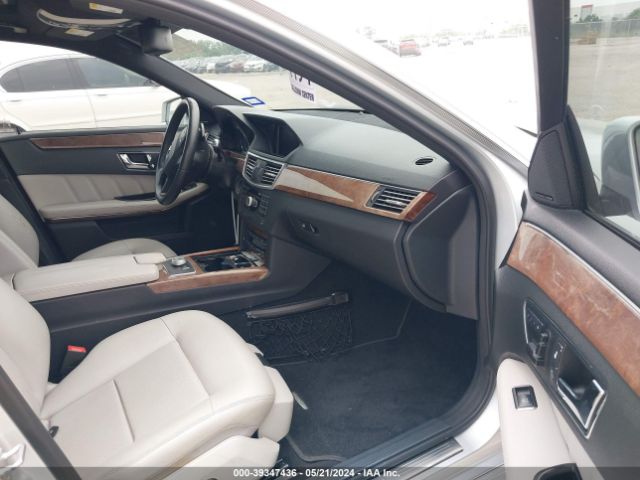 Photo 4 VIN: WDDHF5GB6BA498021 - MERCEDES-BENZ E 350 