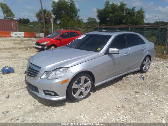 Photo 1 VIN: WDDHF5GB7BA371441 - MERCEDES-BENZ E-CLASS 