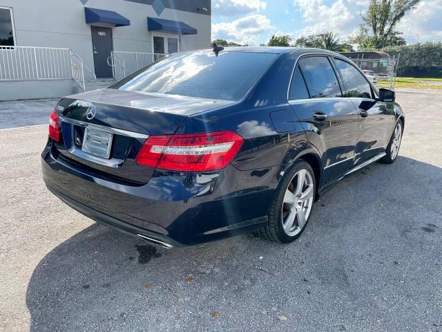 Photo 3 VIN: WDDHF5GB8AA053388 - MERCEDES-BENZ E 350 