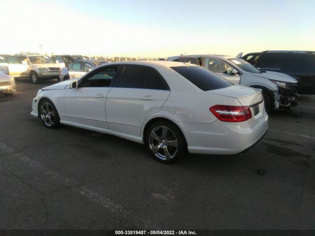 Photo 2 VIN: WDDHF5GB8AA091252 - MERCEDES-BENZ E-CLASS 