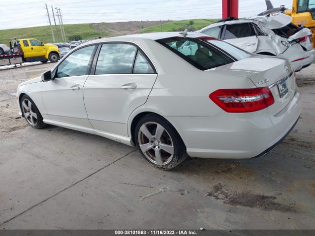 Photo 2 VIN: WDDHF5GB9AA131239 - MERCEDES-BENZ E 350 