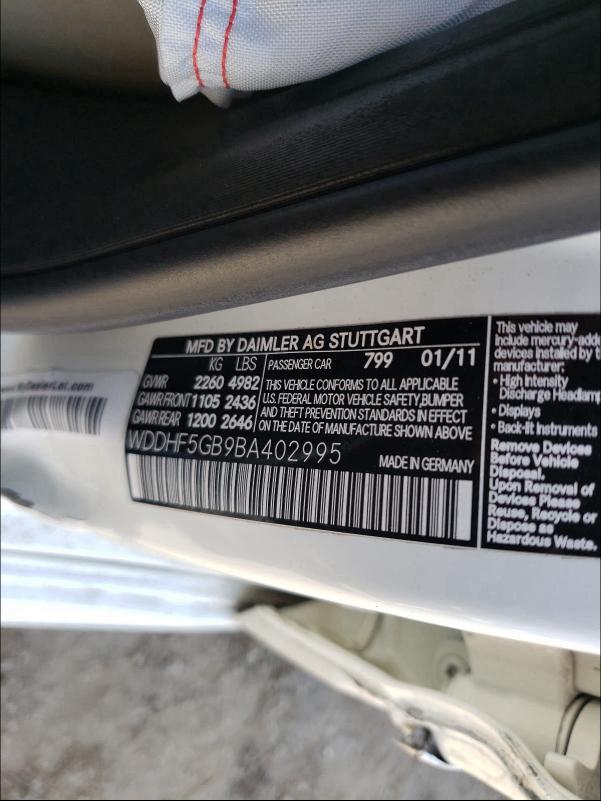 Photo 9 VIN: WDDHF5GB9BA402995 - MERCEDES-BENZ E 350 