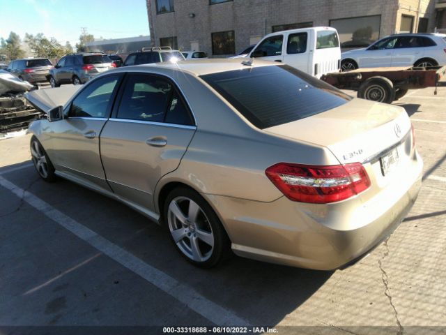 Photo 2 VIN: WDDHF5GBXAA058785 - MERCEDES-BENZ E-CLASS 