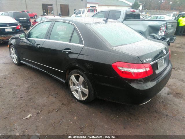 Photo 2 VIN: WDDHF5GBXAA104762 - MERCEDES-BENZ E-CLASS 