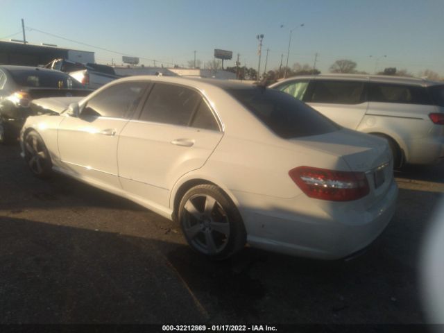 Photo 2 VIN: WDDHF5GBXAA241037 - MERCEDES-BENZ E-CLASS 