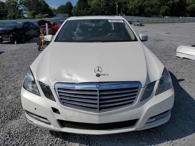 Photo 4 VIN: WDDHF5KB0CA548582 - MERCEDES-BENZ E-CLASS 