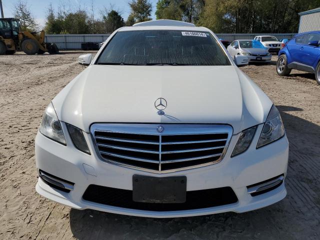 Photo 4 VIN: WDDHF5KB0DA725455 - MERCEDES-BENZ E-CLASS 