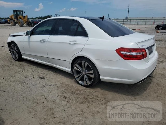 Photo 1 VIN: WDDHF5KB0DA735046 - MERCEDES-BENZ E-KLASSE 