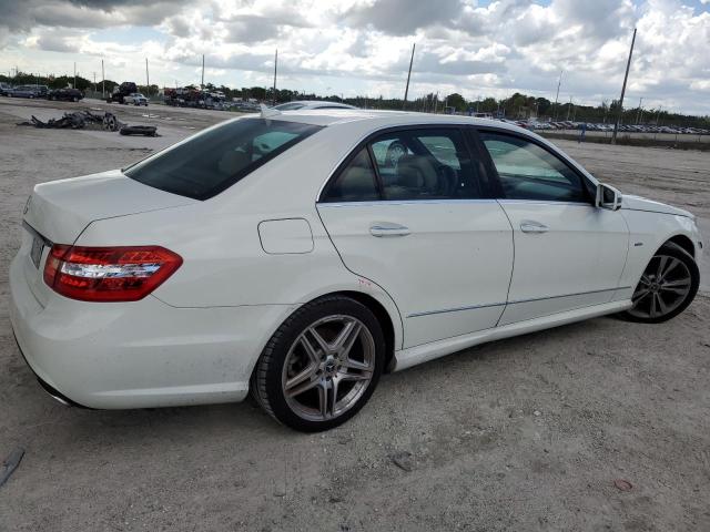 Photo 2 VIN: WDDHF5KB1CA541172 - MERCEDES-BENZ E-CLASS 