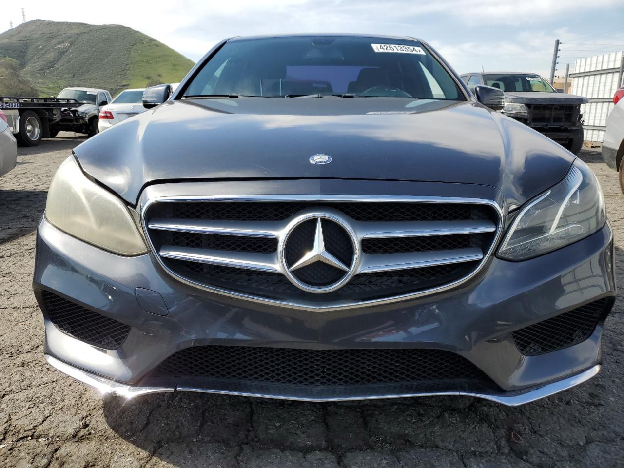 Photo 4 VIN: WDDHF5KB1GB307842 - MERCEDES-BENZ E-KLASSE 