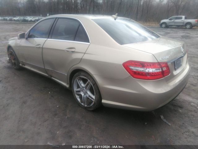 Photo 2 VIN: WDDHF5KB3CA535633 - MERCEDES-BENZ E 350 