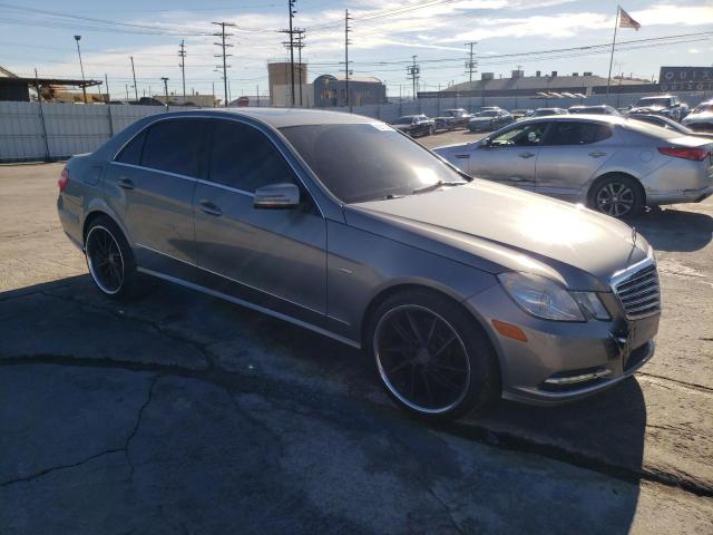 Photo 3 VIN: WDDHF5KB3CA545434 - MERCEDES-BENZ E-CLASS 