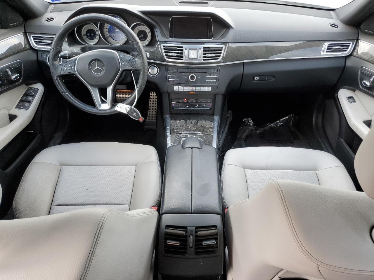 Photo 7 VIN: WDDHF5KB3GB220623 - MERCEDES-BENZ E-KLASSE 