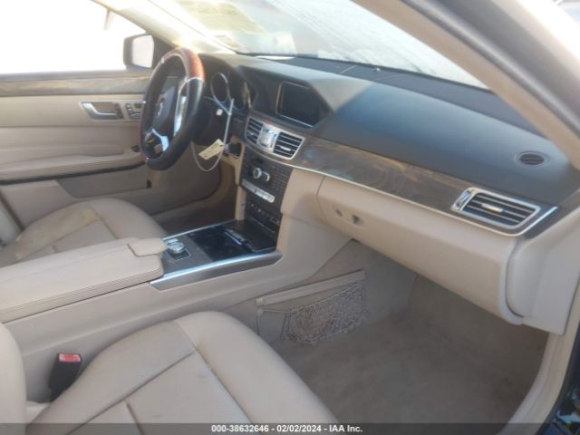 Photo 4 VIN: WDDHF5KB4EA902526 - MERCEDES-BENZ E 350 