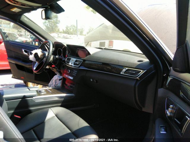 Photo 4 VIN: WDDHF5KB4GB307799 - MERCEDES-BENZ E-CLASS 