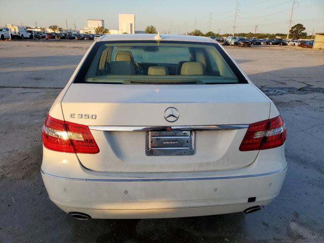 Photo 5 VIN: WDDHF5KB5CA529980 - MERCEDES-BENZ E-CLASS 