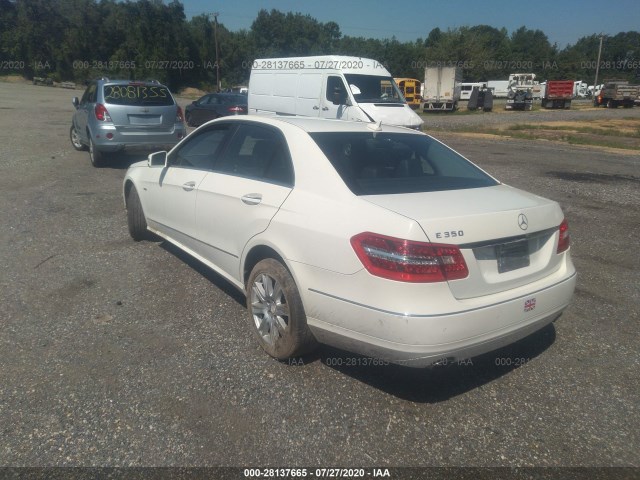 Photo 2 VIN: WDDHF5KB6CA601429 - MERCEDES-BENZ E-CLASS 