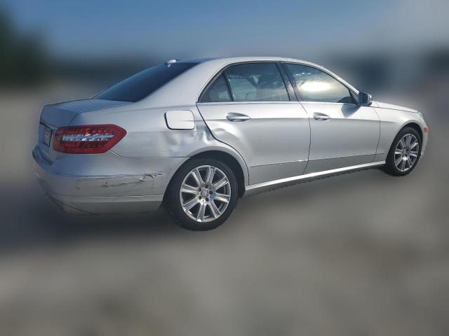 Photo 2 VIN: WDDHF5KB6DA728120 - MERCEDES-BENZ E-CLASS 