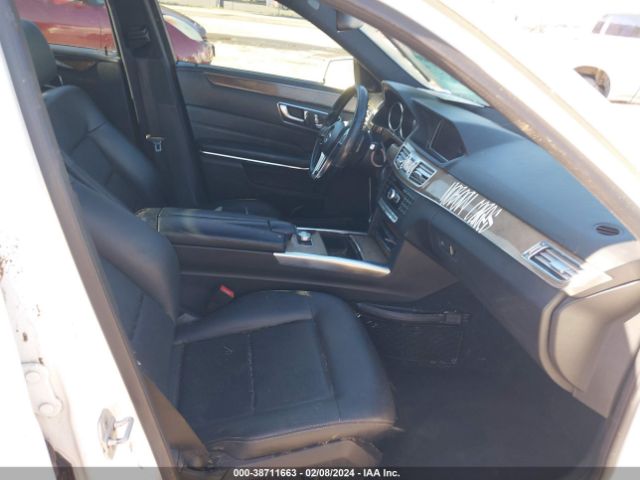 Photo 4 VIN: WDDHF5KB6EA811533 - MERCEDES-BENZ E 350 