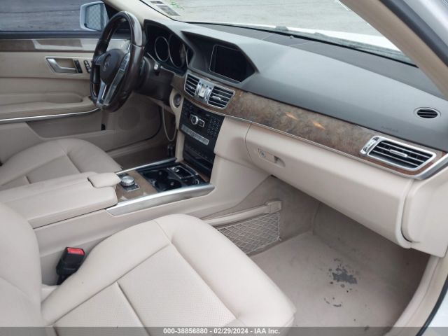 Photo 4 VIN: WDDHF5KB8EB009513 - MERCEDES-BENZ E 350 