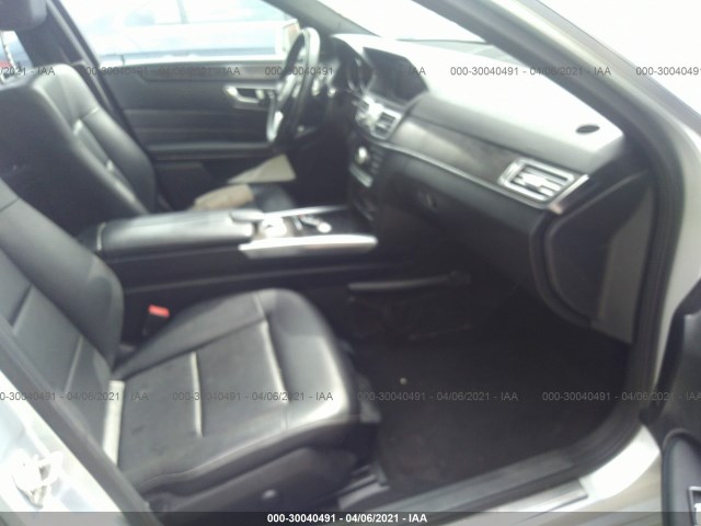 Photo 4 VIN: WDDHF5KB9EA795070 - MERCEDES-BENZ E-CLASS 