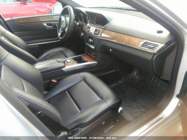 Photo 4 VIN: WDDHF5KB9EA974953 - MERCEDES-BENZ E 350 