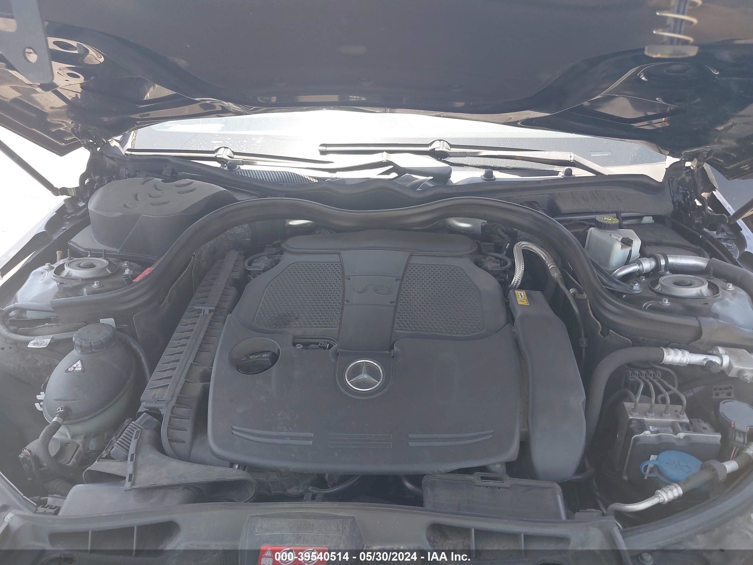 Photo 9 VIN: WDDHF5KBXCA609629 - MERCEDES-BENZ NULL 